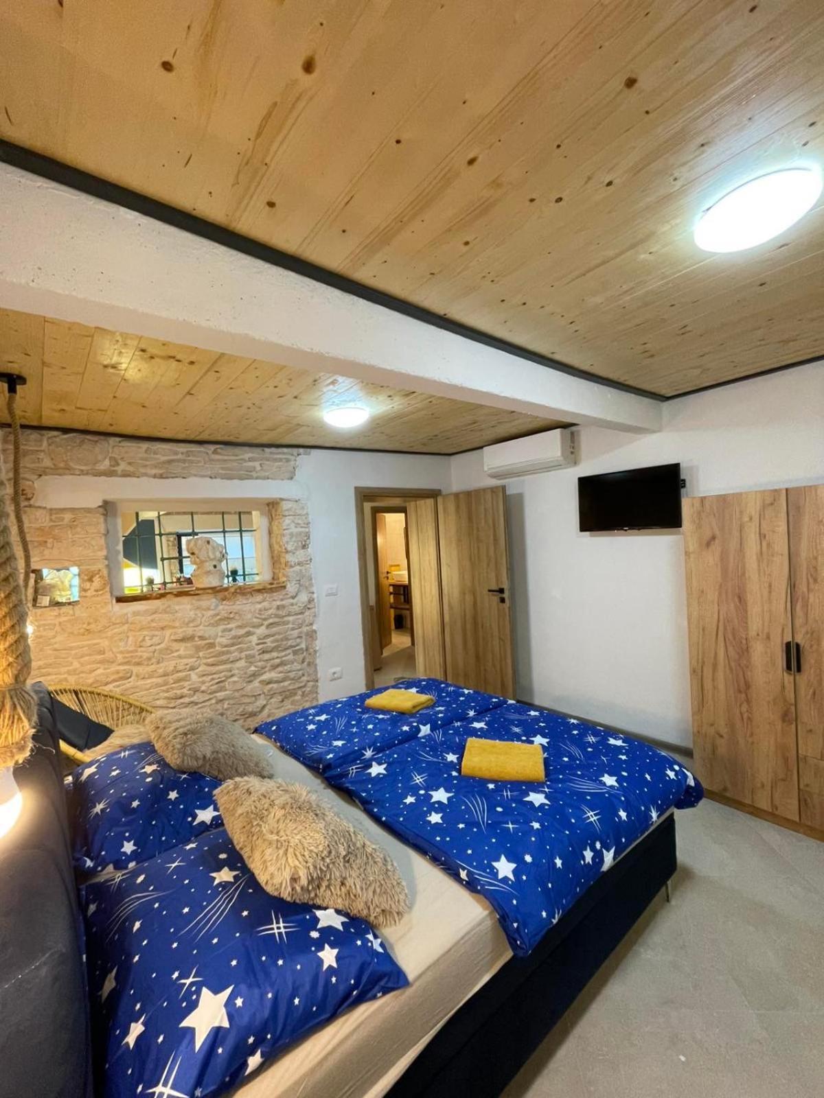הוילה Žminj House With Pool Poli Stare Nuoni מראה חיצוני תמונה